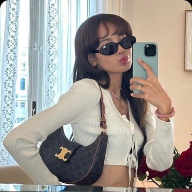 블랙핑크 리사 픽 #셀린느 아바 트리오페 숄더백